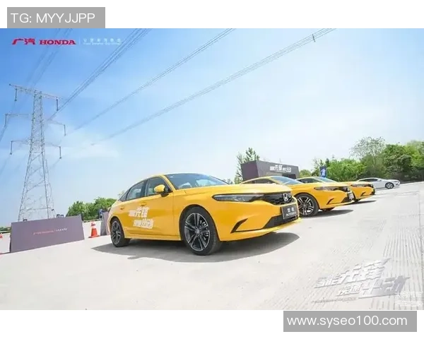 足球巨星驰骋赛道 球场与赛道的激情碰撞展现速度与技巧